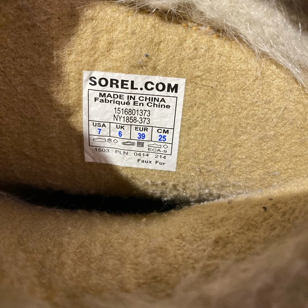 Joan of‎ arctic Sorel women’s boots, size 7